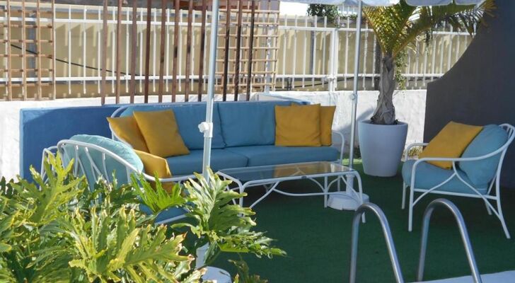 Beach Boys Resort Men Only solo hombres