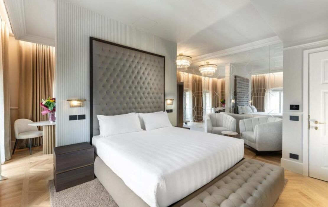 The Glamore Milano Duomo