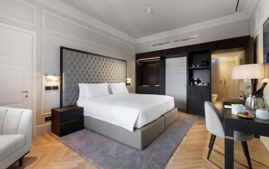 The Glamore Milano Duomo