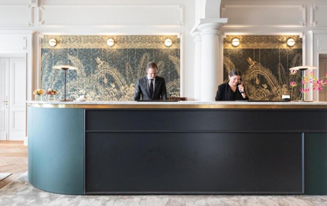 Le Palace De Menthon