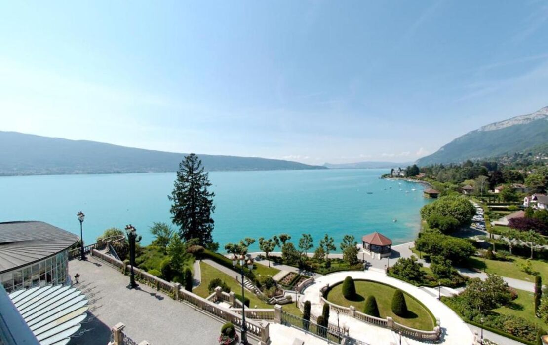 Le Palace De Menthon