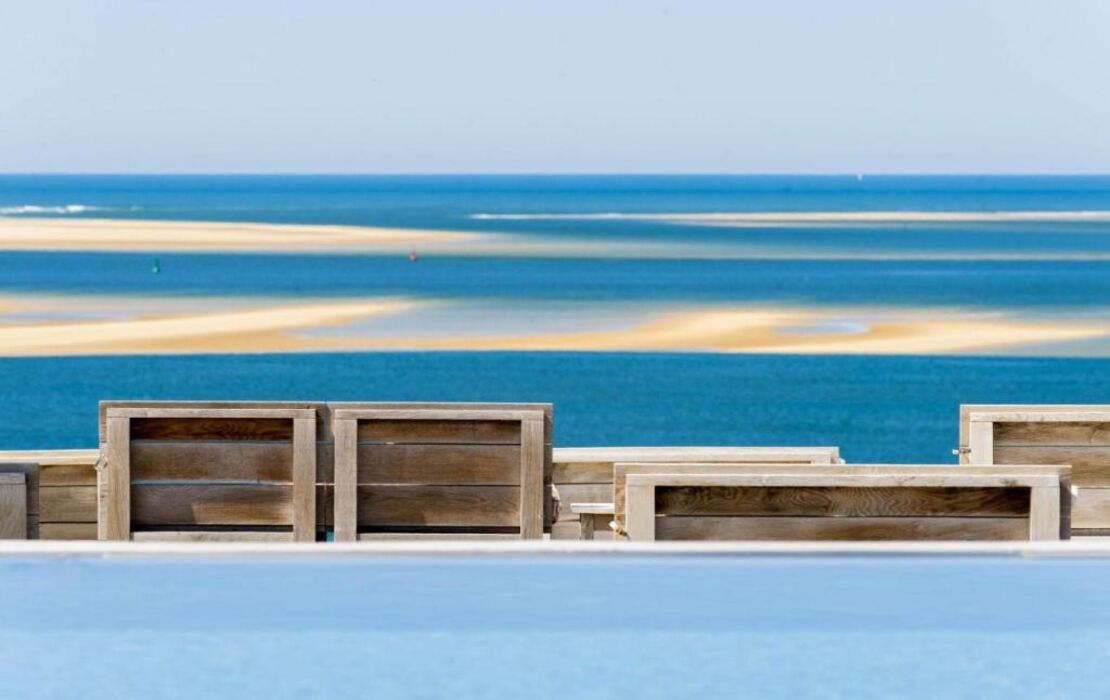 Hotel La Co(o)rniche