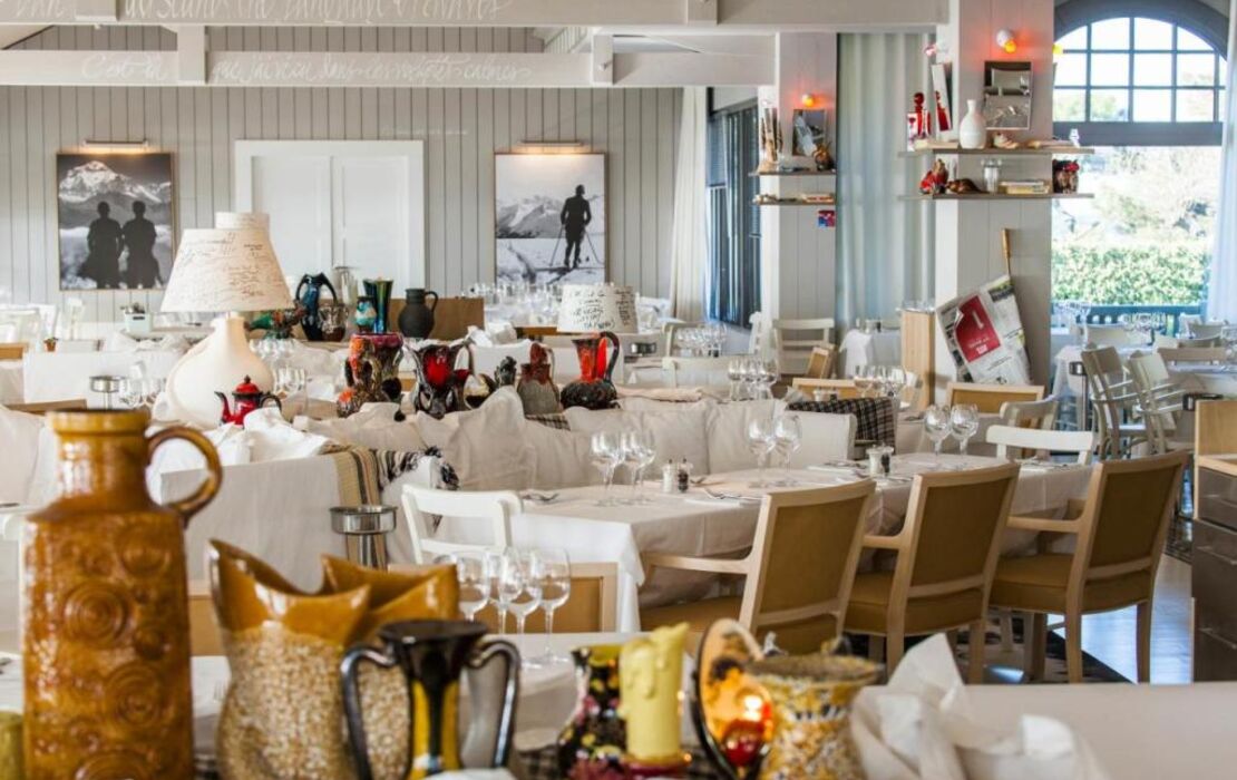 Hotel La Co(o)rniche