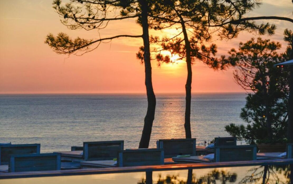 Hotel La Co(o)rniche