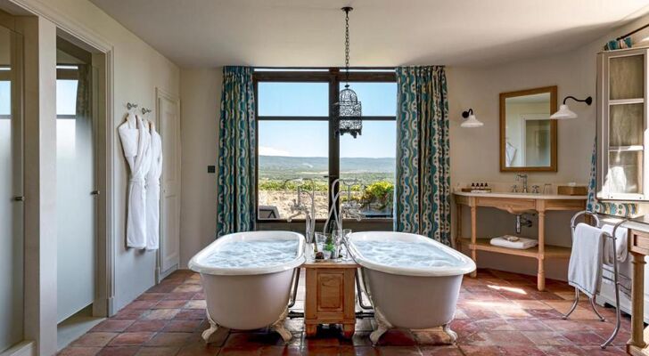 Hotel Crillon le Brave