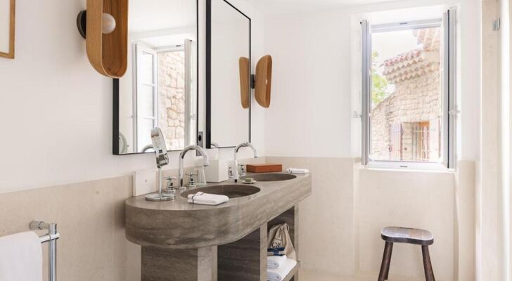 Hotel Crillon le Brave