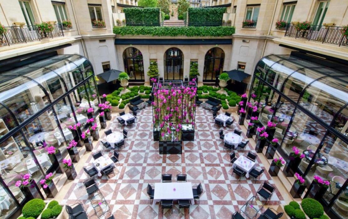 Four Seasons Hotel George V Paris