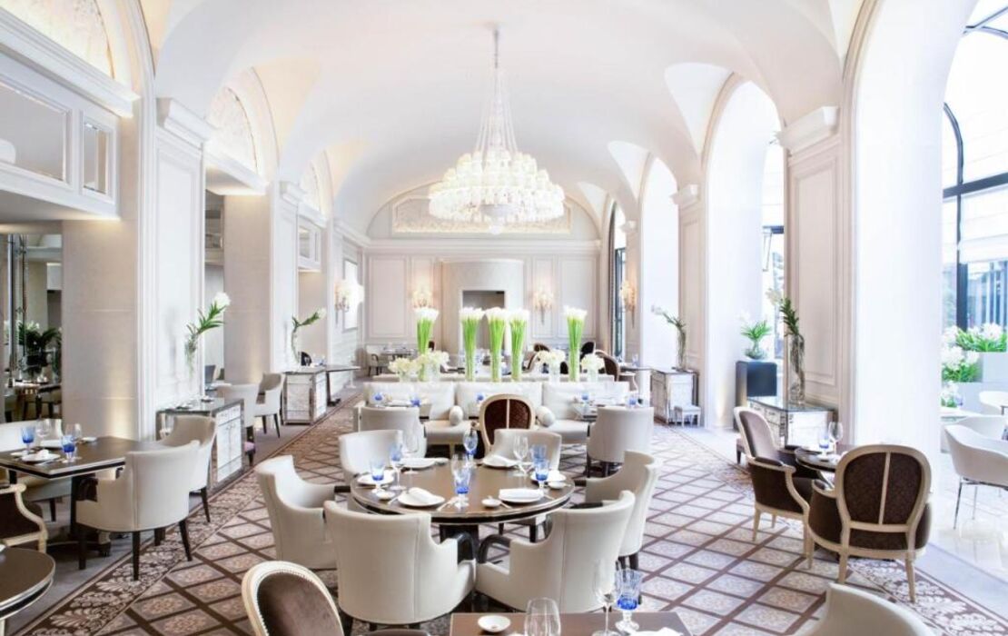 Four Seasons Hotel George V Paris