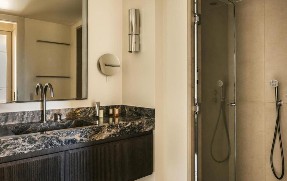 Mondovi Luxury Suites