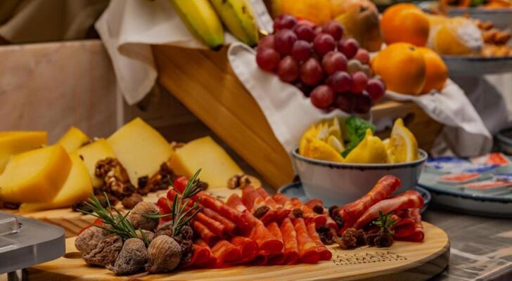 Wine & Books Lisboa Hotel