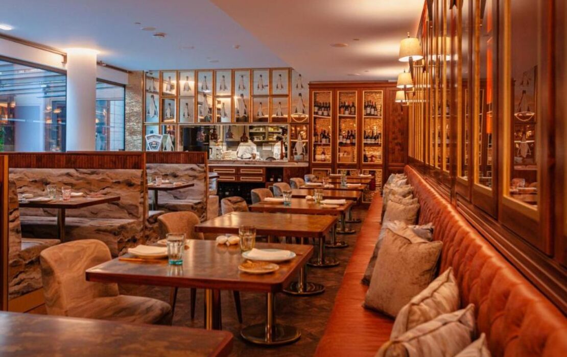 Wine & Books Lisboa Hotel