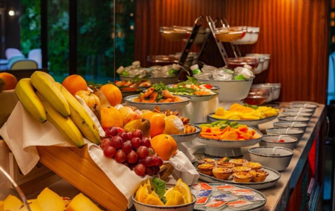 Wine & Books Lisboa Hotel