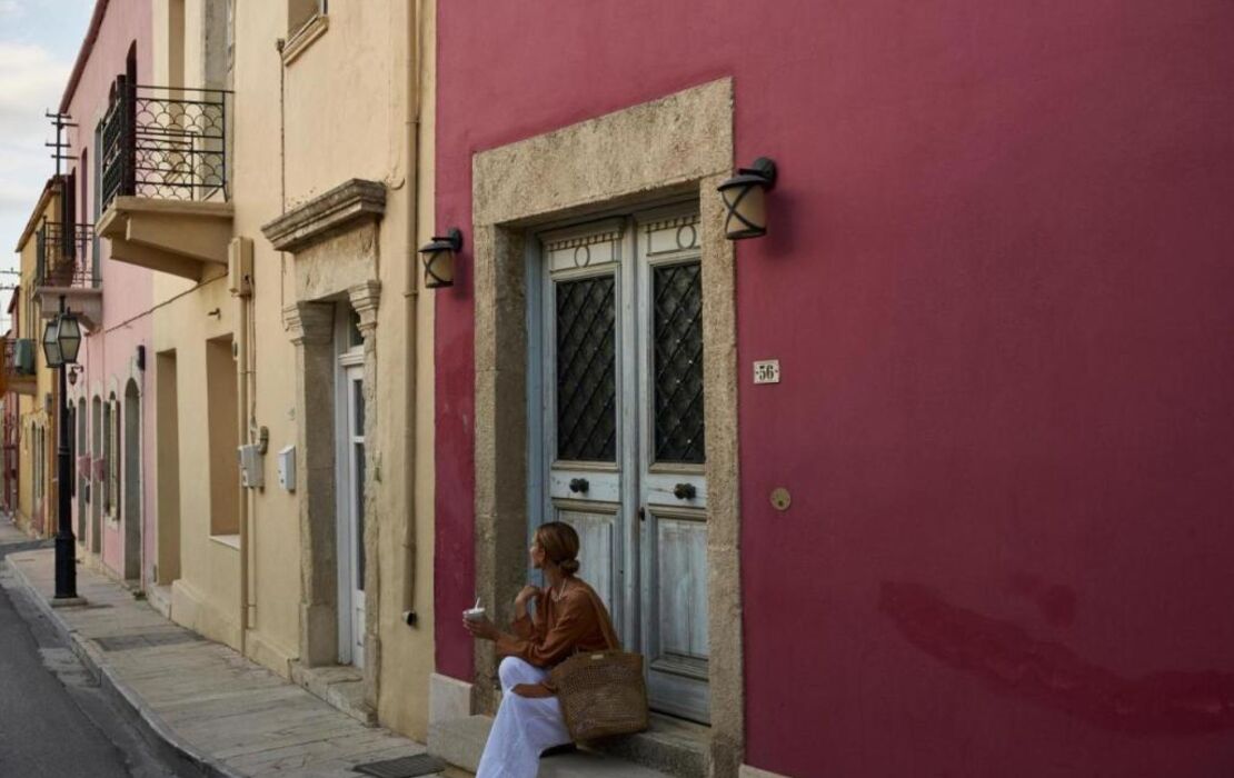 Manili Boutique Suites & Villas