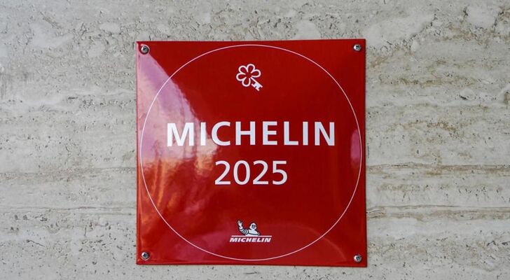 Anthology of Athens, The Leading Hotels of the World