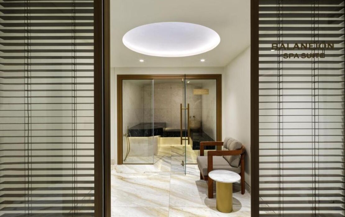 Anthology of Athens, The Leading Hotels of the World