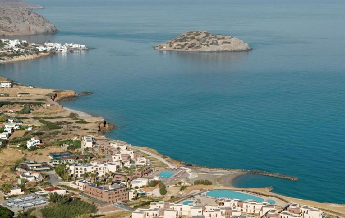 Rocrita Lifestyle Beach Resort