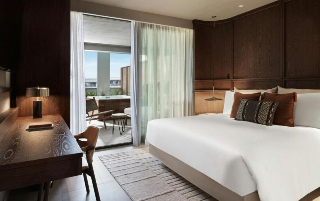 MonAsty, Thessaloniki, Autograph Collection