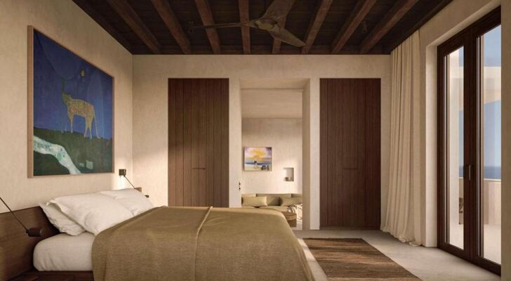 Luura Paros Cliff, Morgans Originals