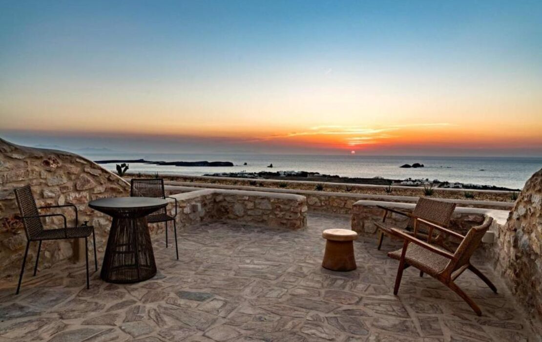 Mythic Paros , Adults Only