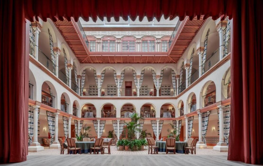 Cristine Bedfor Sevilla Boutique Hotel