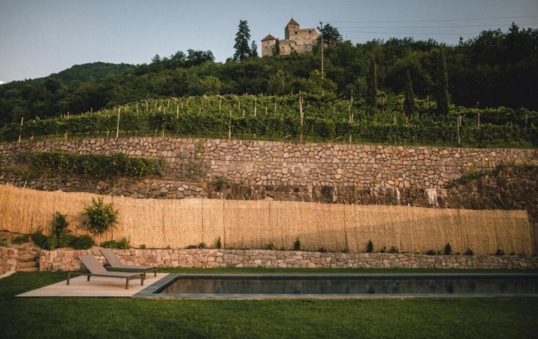 Pitzner - Winery & Suites