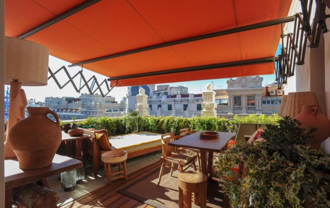 Brach Madrid - Evok Collection