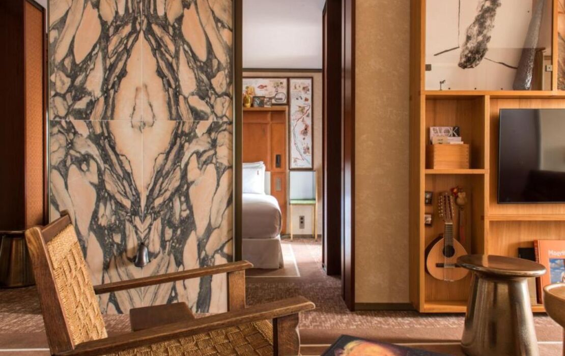 Brach Madrid - Evok Collection