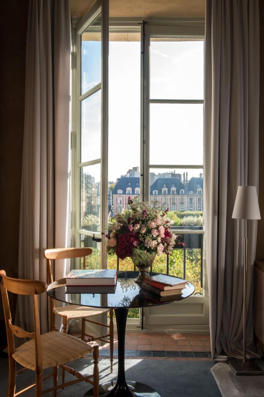 5 Luxury 5 Star hotels in the Gay Paris District