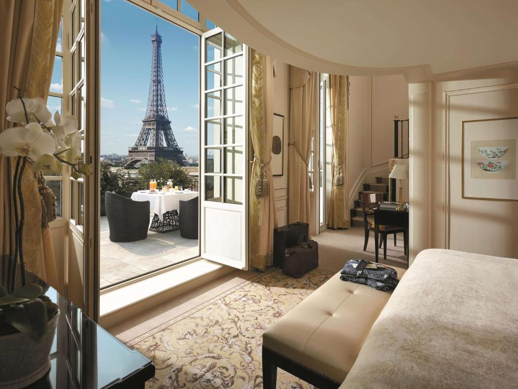 Hôtels gay à paris : comparatif des meilleurs hôtels gay-friendly